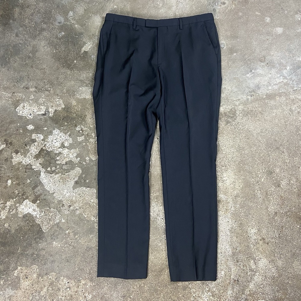 Hugo Boss Dress Pants Men's Size 34R X 30 Black Pleated Straight Fit Casual Wear